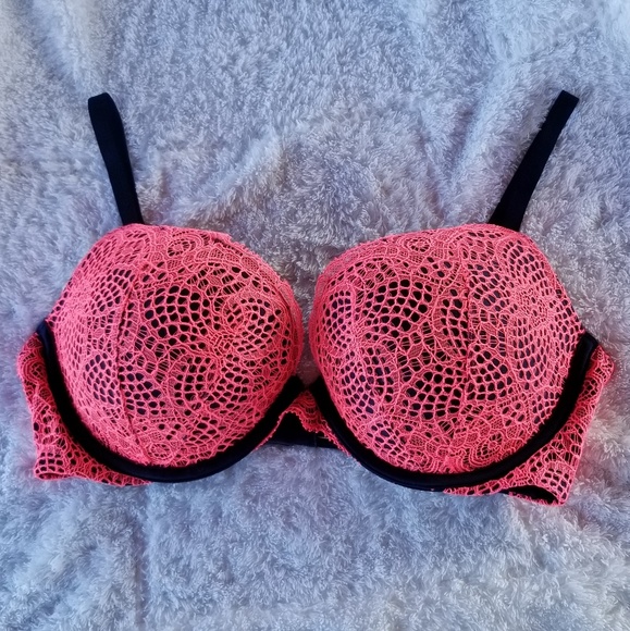 Victoria's Secret Other - Victoria's Secret Pushup Bra Victoria's Secret Other - Victoria's Secret Pushup Bra